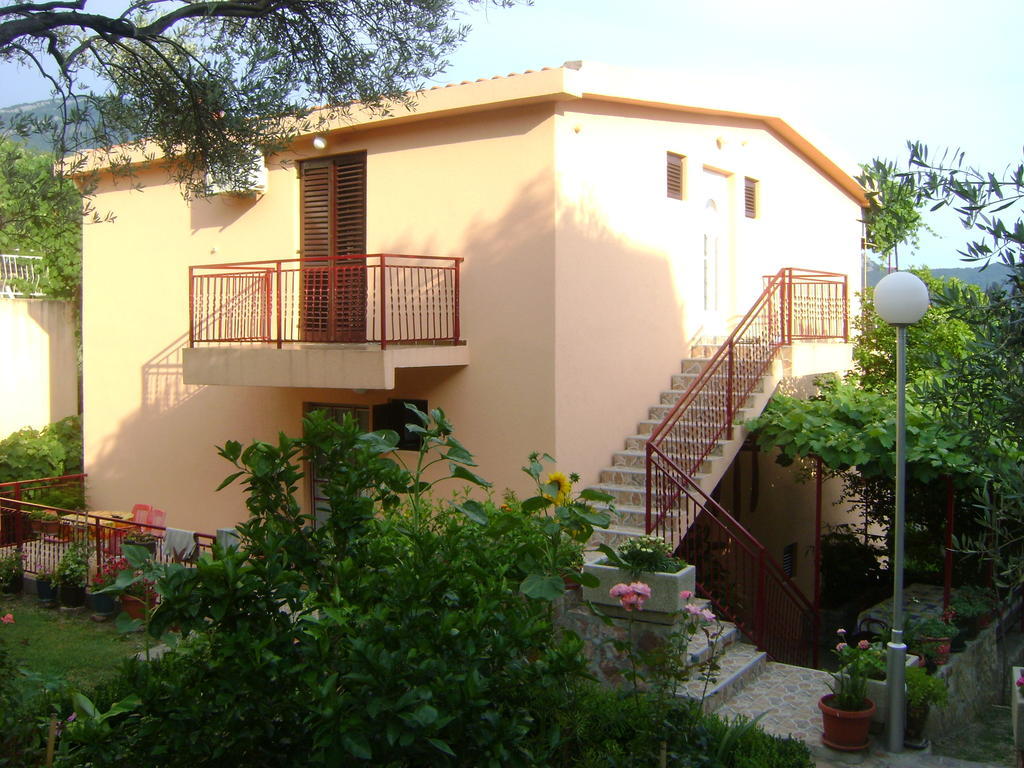 Apartments Kovacevic Petrovac na moru Exterior foto