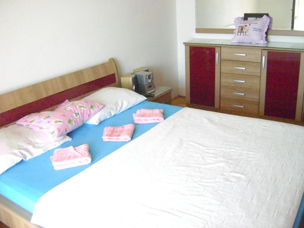 Apartments Kovacevic Petrovac na moru Zimmer foto